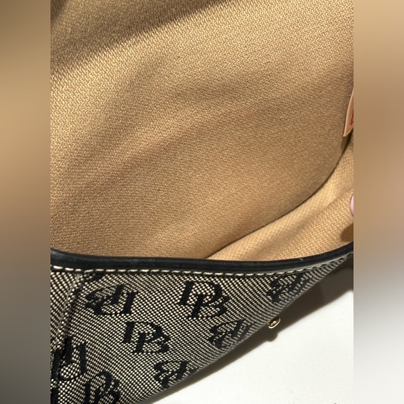 90s Vintage Dooney & Bourke Crossbody - Picture 7 of 8